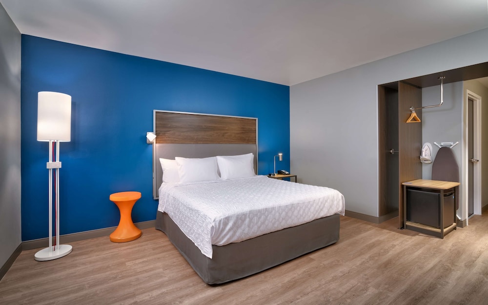 tru by hilton clearfield hill air force base ut