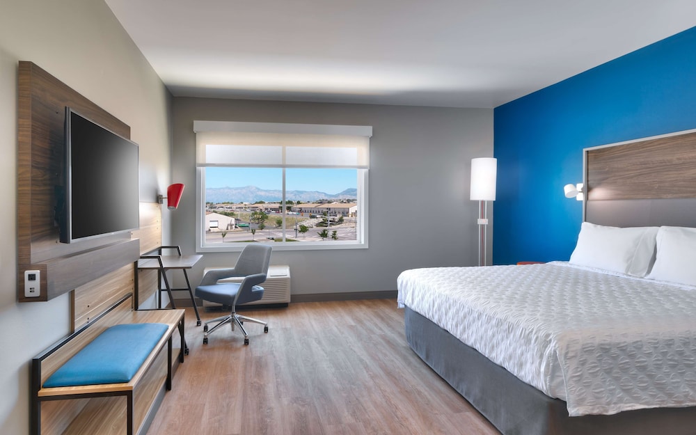 tru by hilton clearfield hill air force base ut