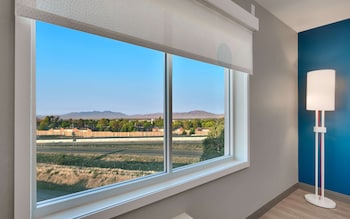 tru by hilton clearfield hill air force base ut