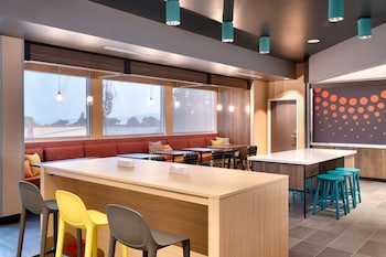 tru by hilton clearfield hill air force base ut