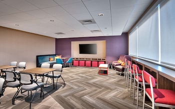 tru by hilton clearfield hill air force base ut