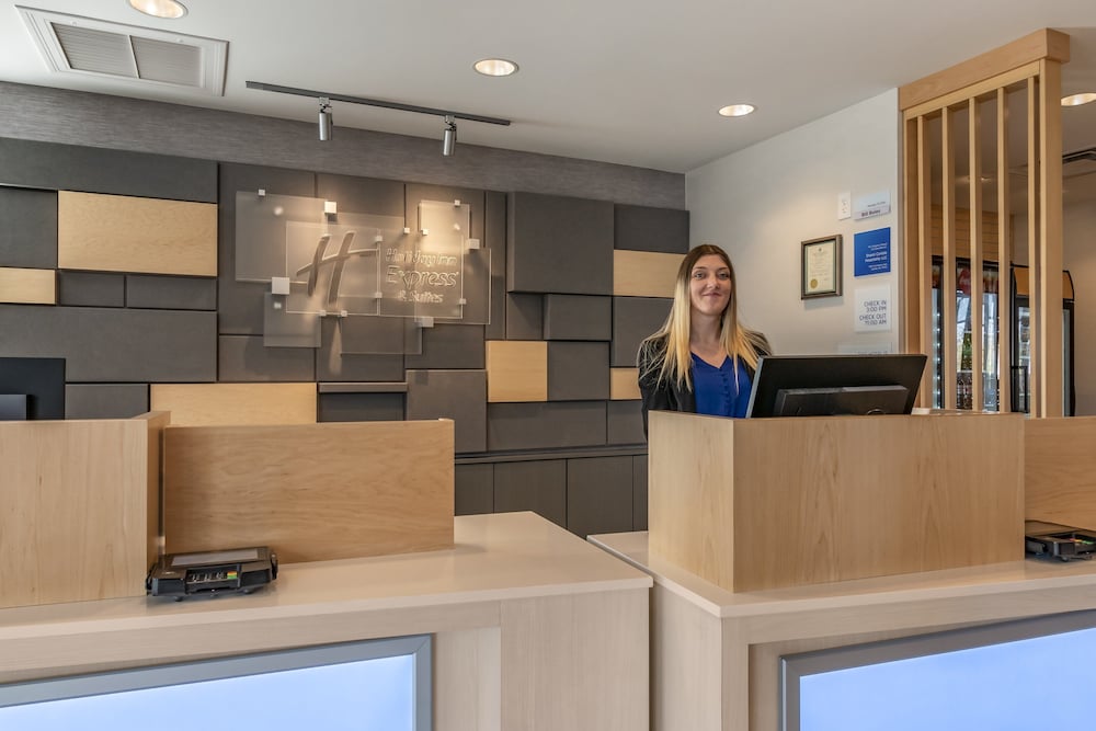 holiday inn express and suites carlisle southwest i 81