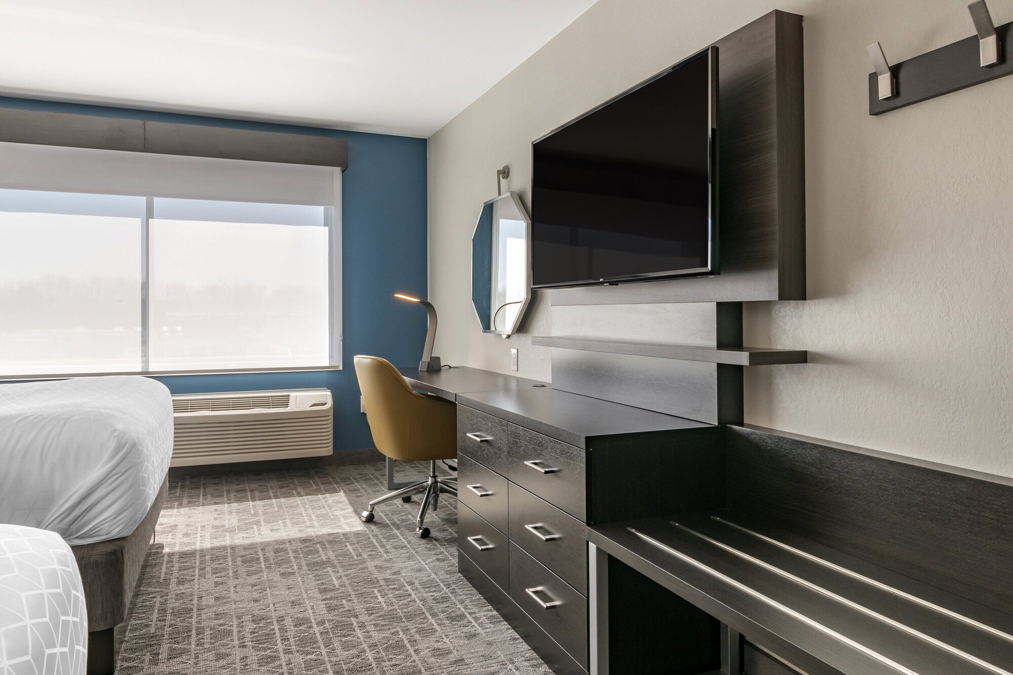 holiday inn express and suites carlisle southwest i 81