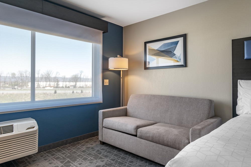 holiday inn express and suites carlisle southwest i 81