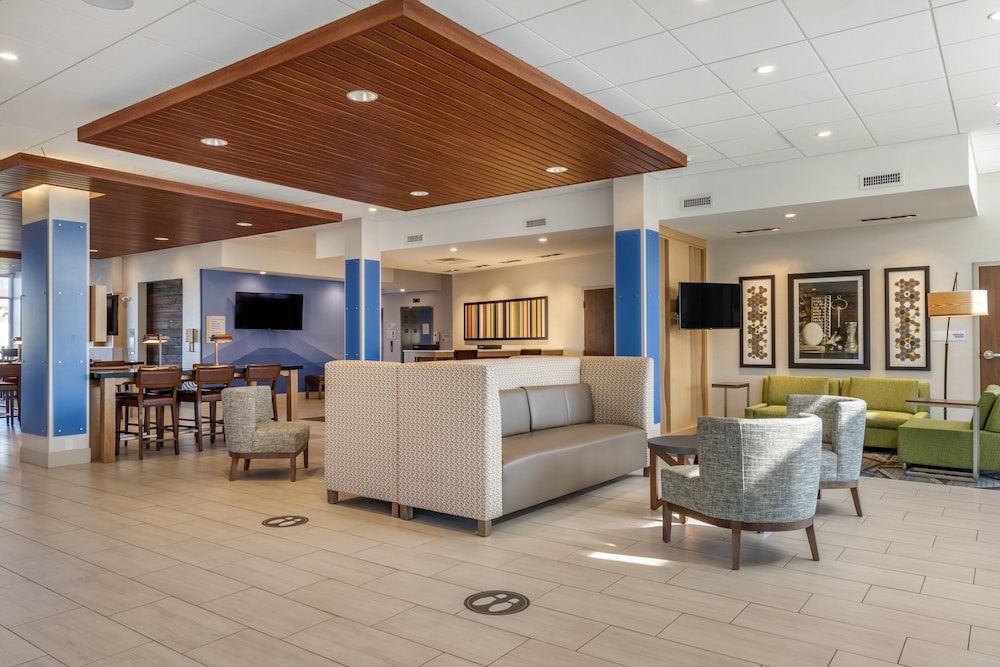 holiday inn express and suites carlisle southwest i 81