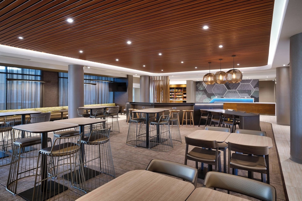 springhill suites by marriott el paso airport