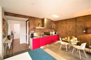 lx51 studios and suites by apt iin lisbon center
