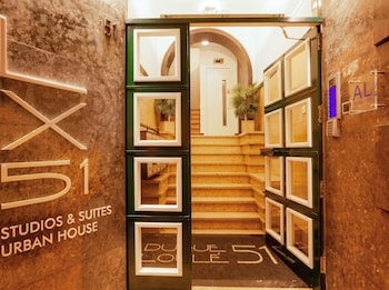 lx51 studios and suites by apt iin lisbon center