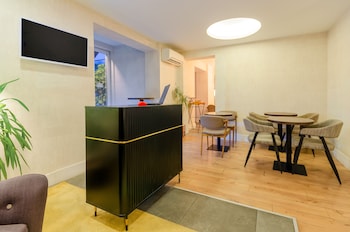 lx51 studios and suites by apt iin lisbon center