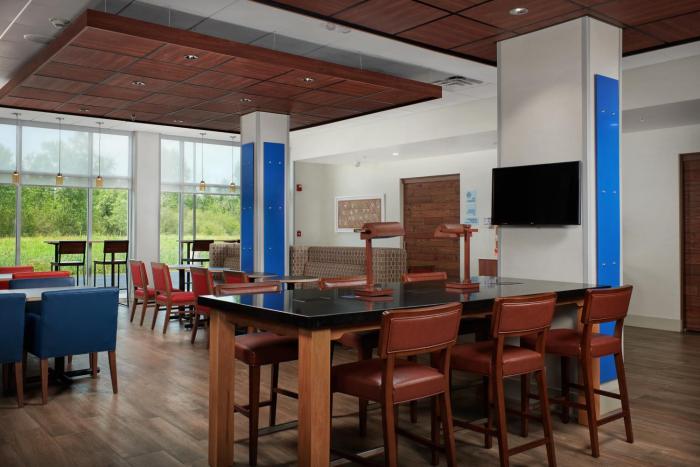 holiday inn express buffalo ne lockport