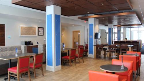holiday inn express buffalo ne lockport