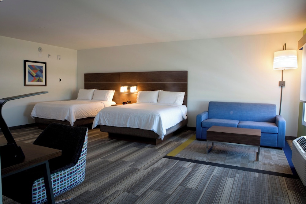 holiday inn express and sts edmonton sw windermere