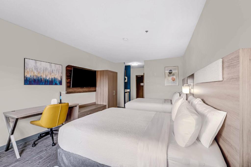 holiday inn express and sts edmonton sw windermere