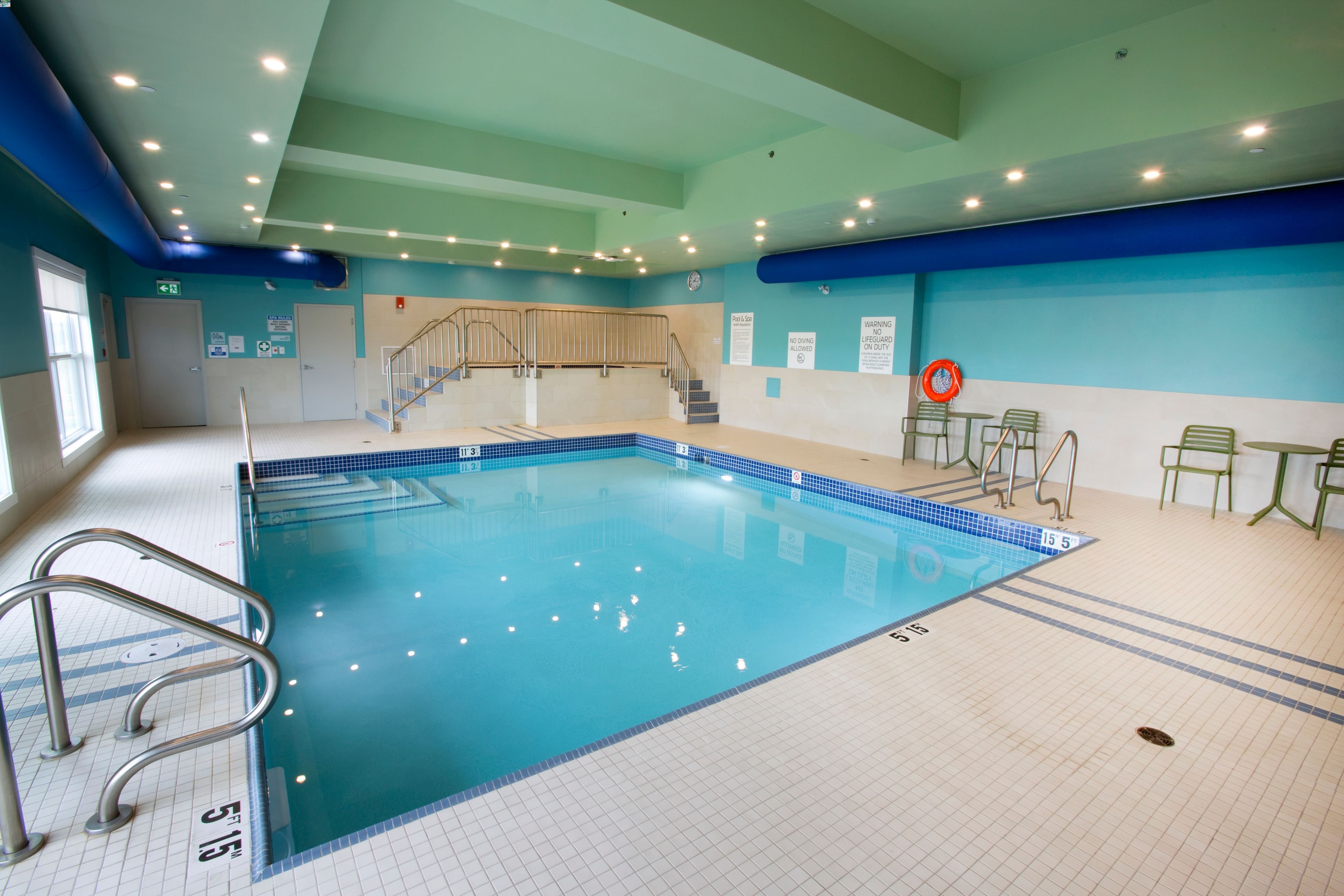 holiday inn express and sts edmonton sw windermere