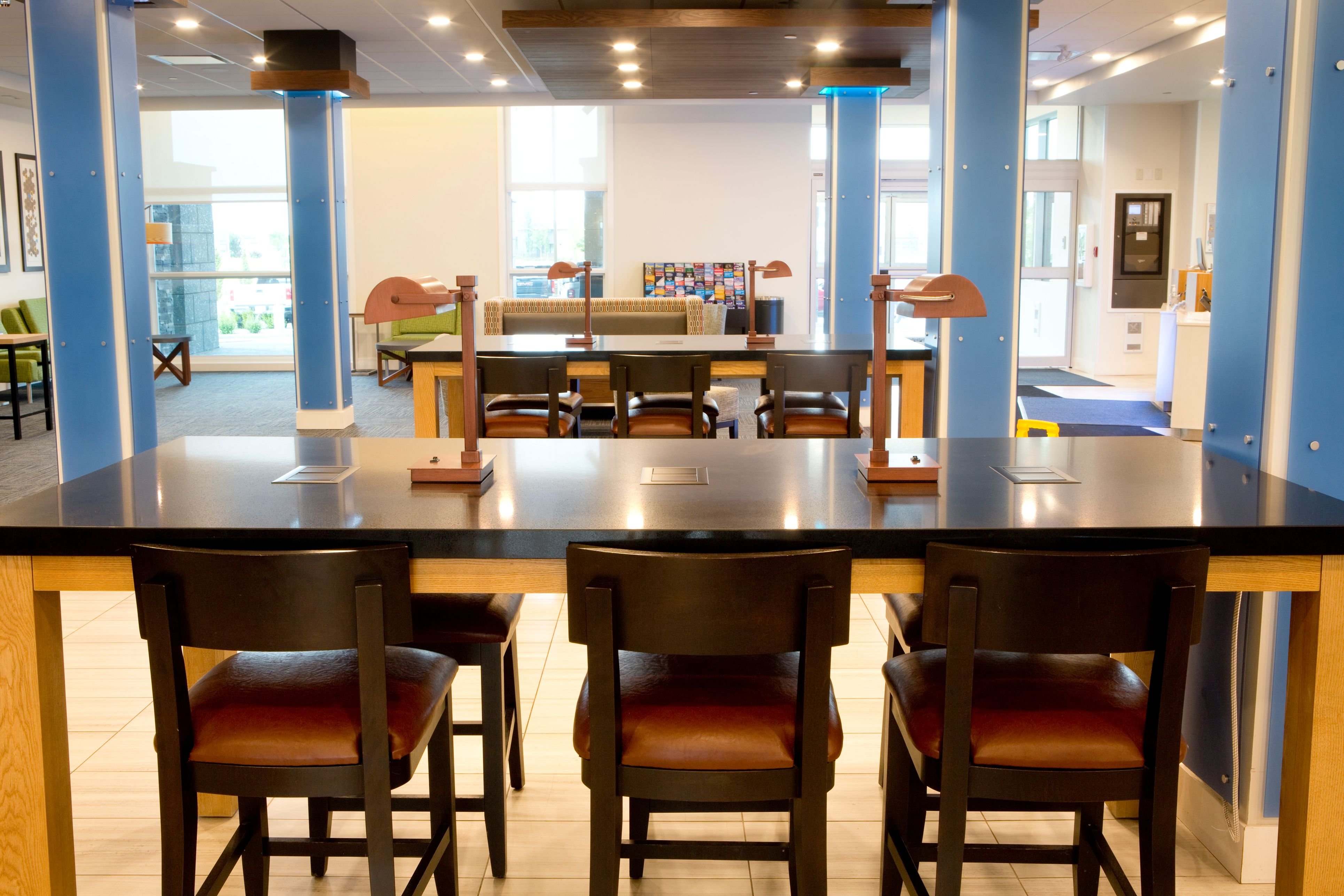 holiday inn express and sts edmonton sw windermere