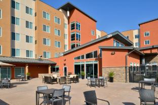 residence inn by marriott bakersfield west