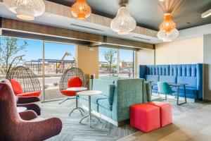 tru by hilton midland