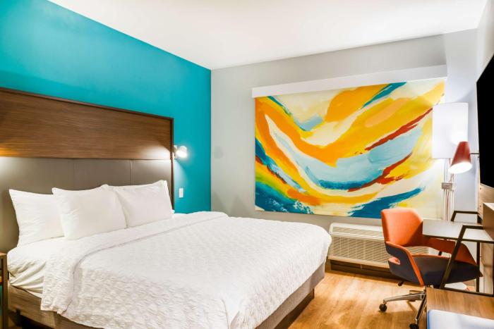 tru by hilton midland