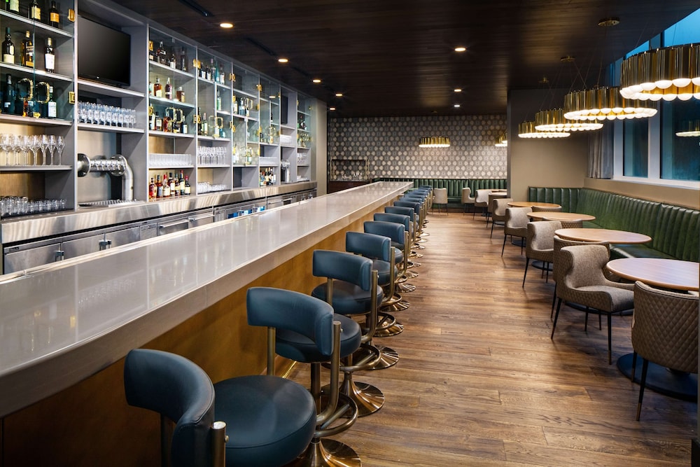 thompson san antonio riverwalk