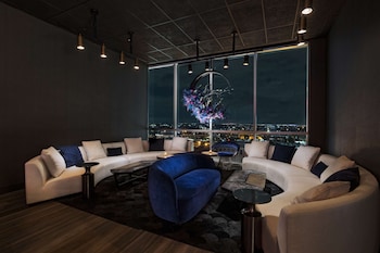 thompson san antonio riverwalk