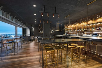 thompson san antonio riverwalk