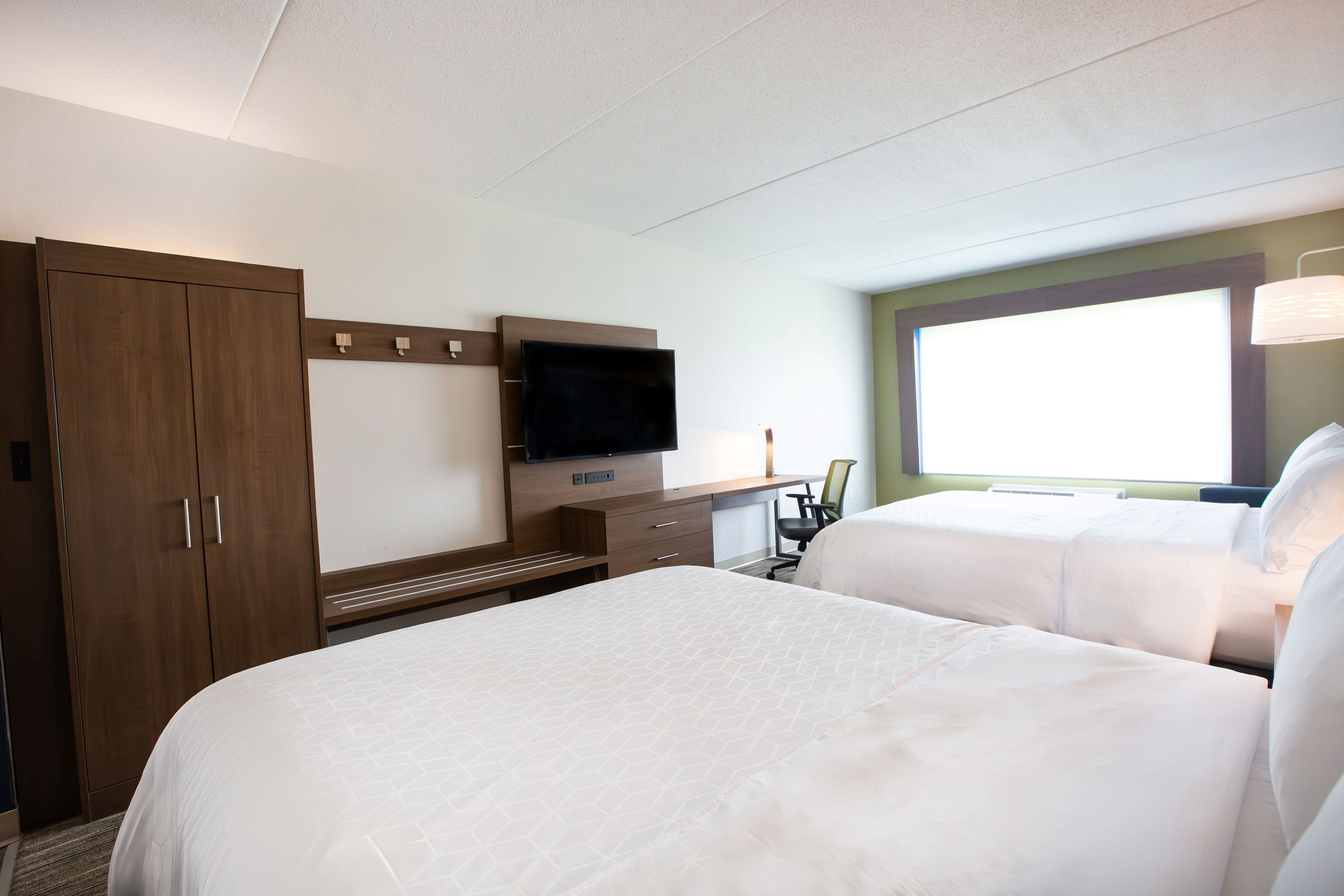 holiday inn express and suites welland an ihg hotel