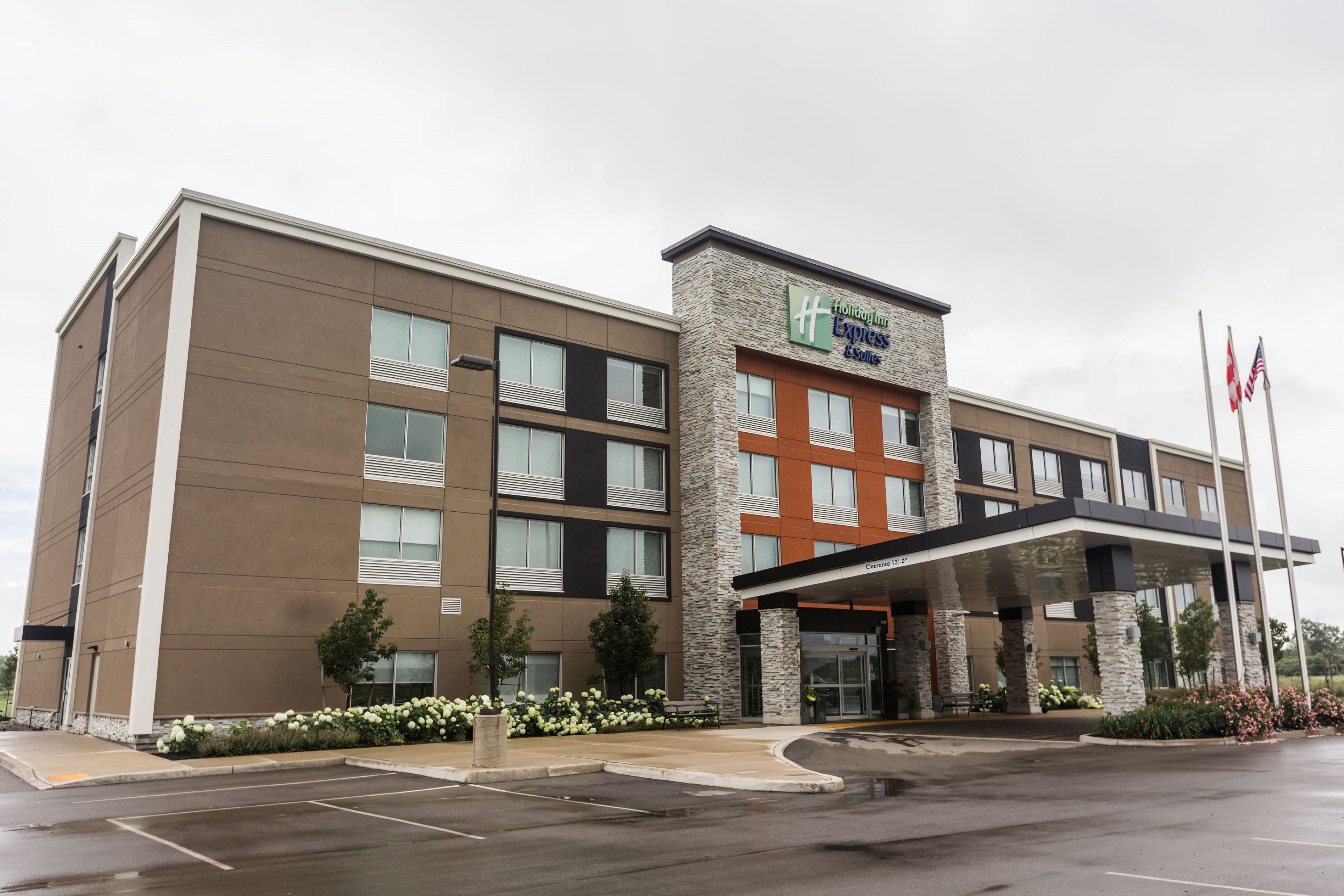 holiday inn express and suites welland an ihg hotel