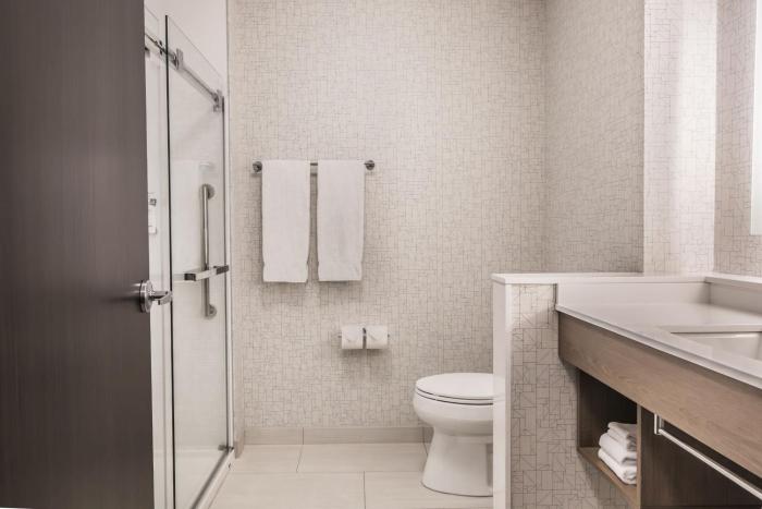 holiday inn express and suites welland an ihg hotel