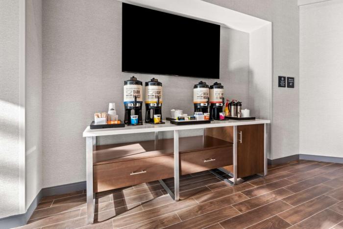 hampton inn and suites portland tigard