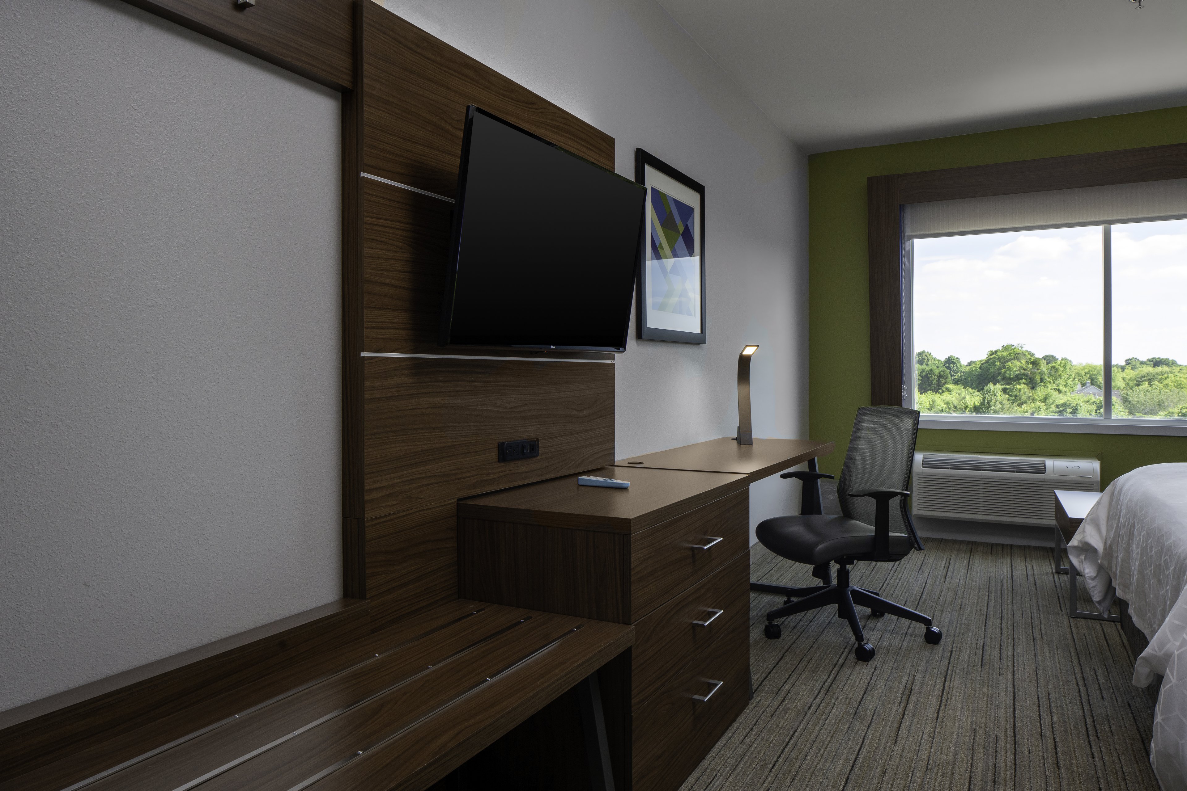 holiday inn express and suites griffin an ihg hotel