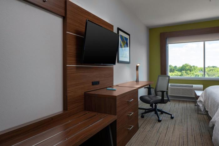 holiday inn express and suites griffin an ihg hotel