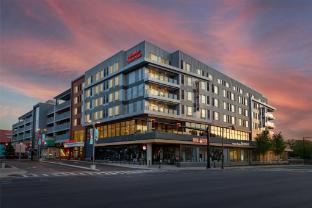 hampton inn and suites watertown boston