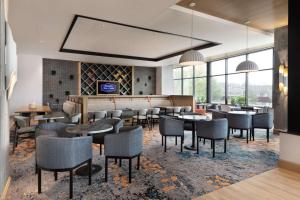 hampton inn and suites watertown boston