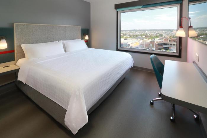avid hotel fresnillo an ihg hotel