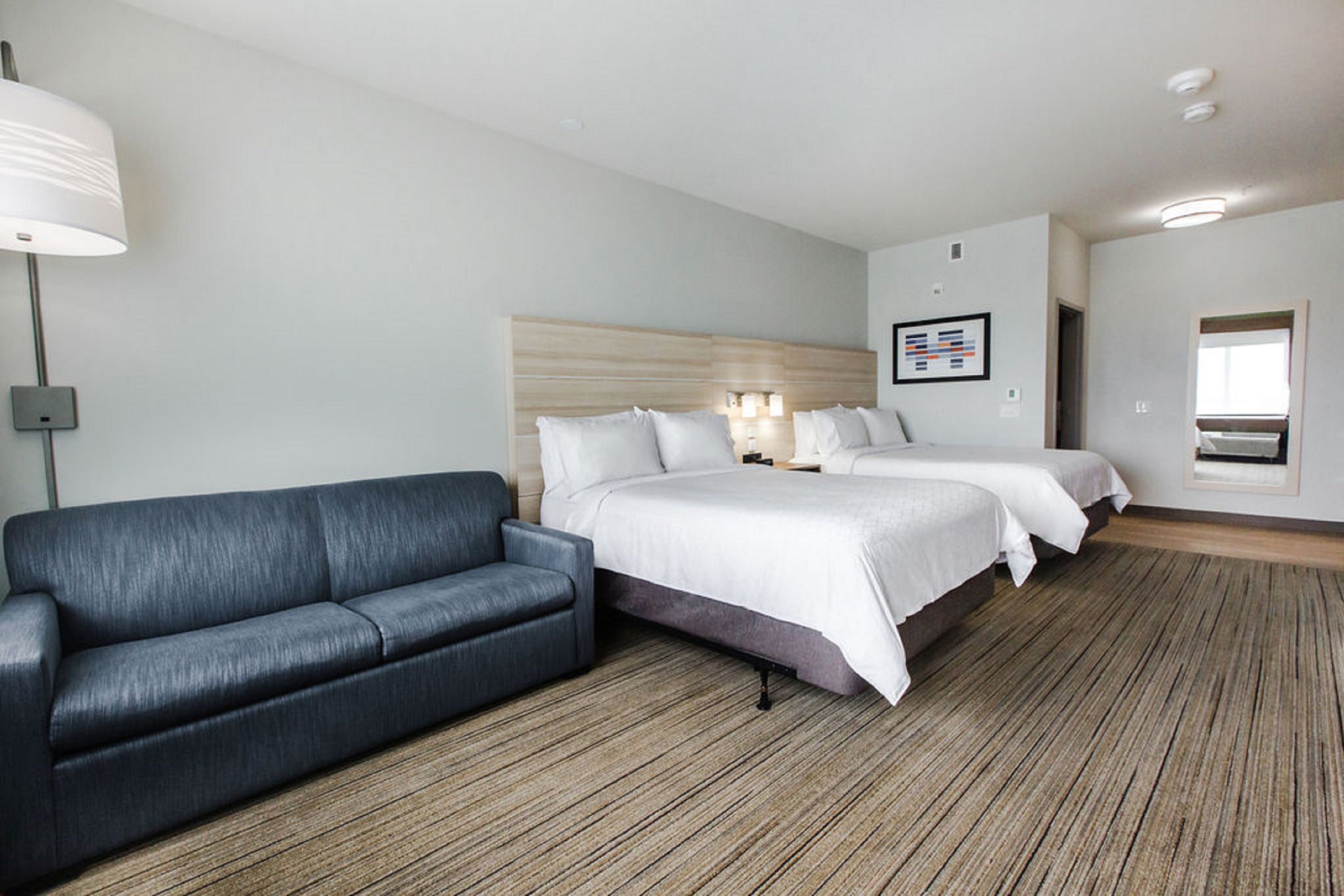 holiday inn express and suites edmonton n st albert