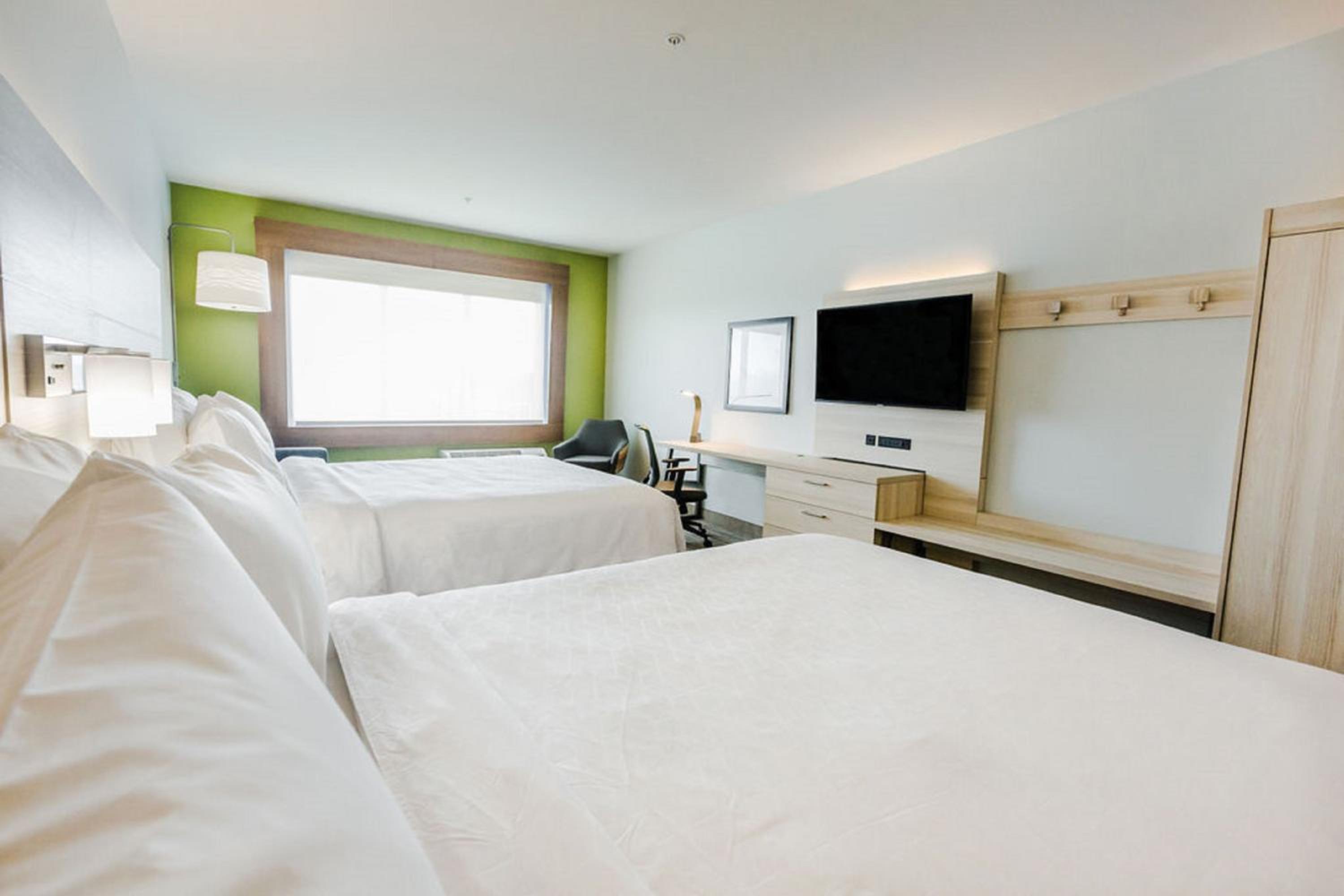 holiday inn express and suites edmonton n st albert