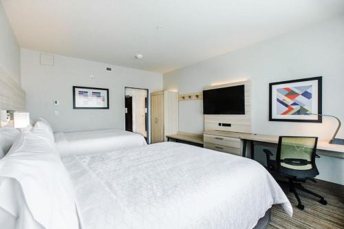 holiday inn express and suites edmonton n st albert