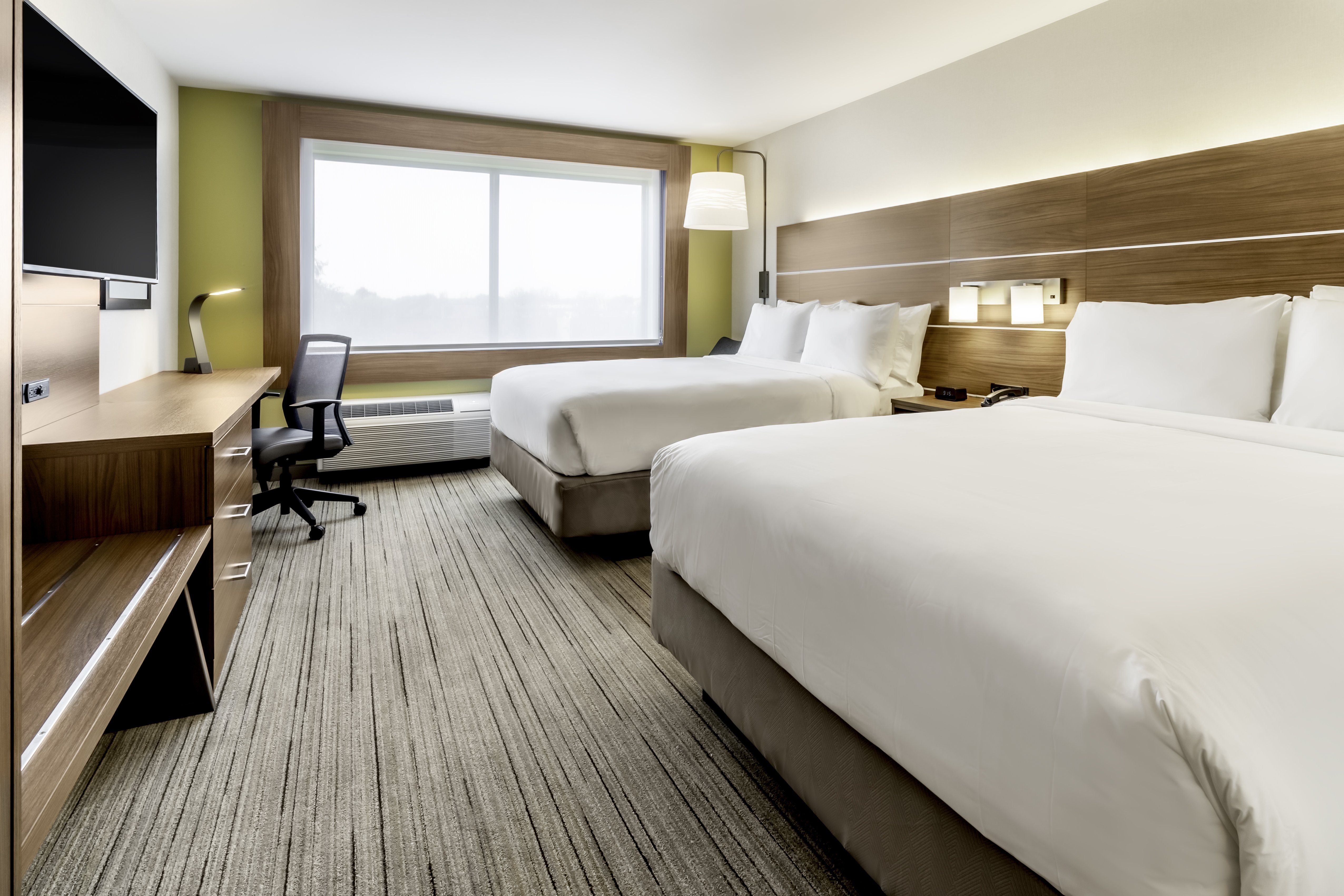 holiday inn express milwaukee west allis an ihg hotel