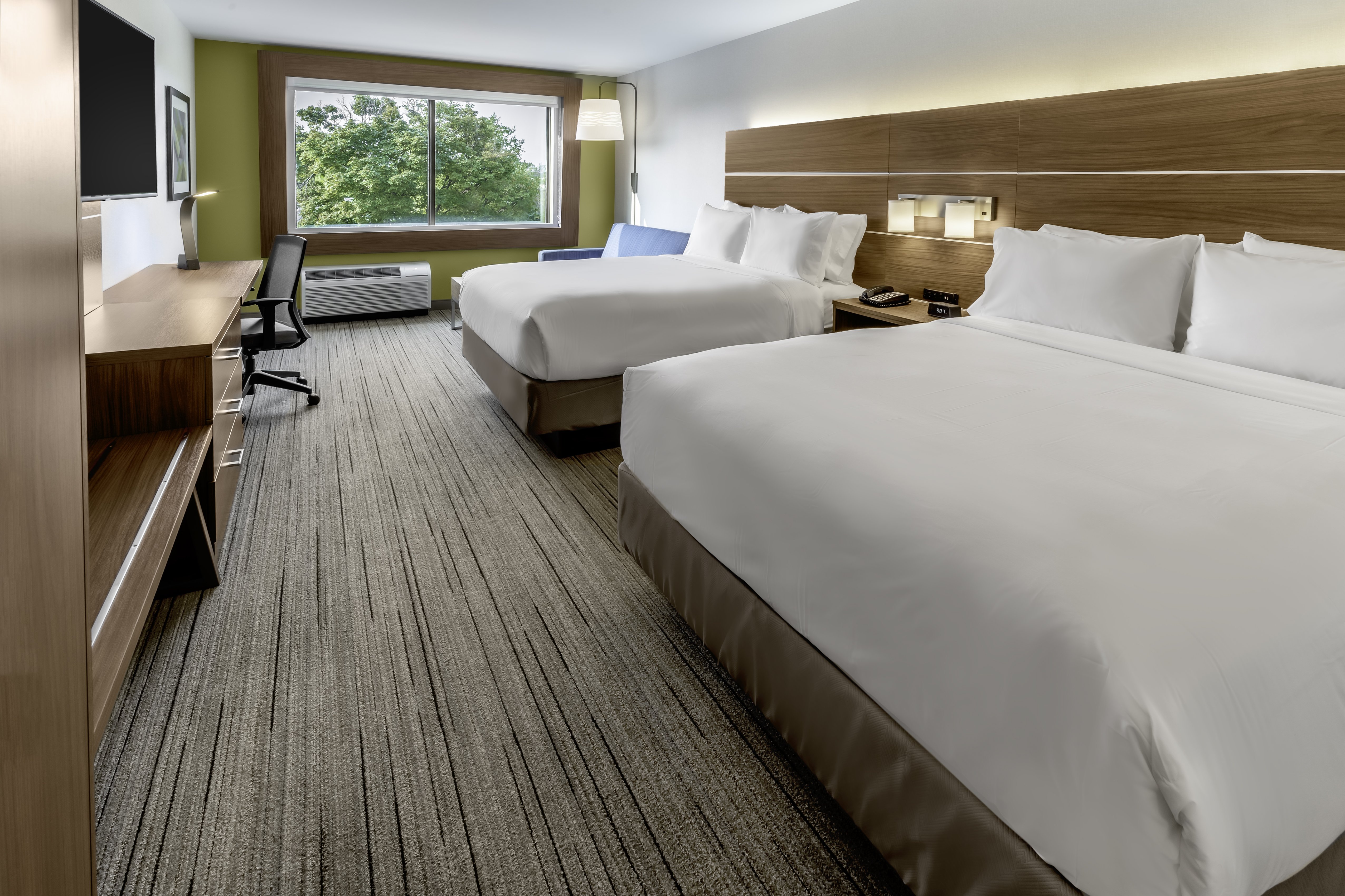 holiday inn express milwaukee west allis an ihg hotel