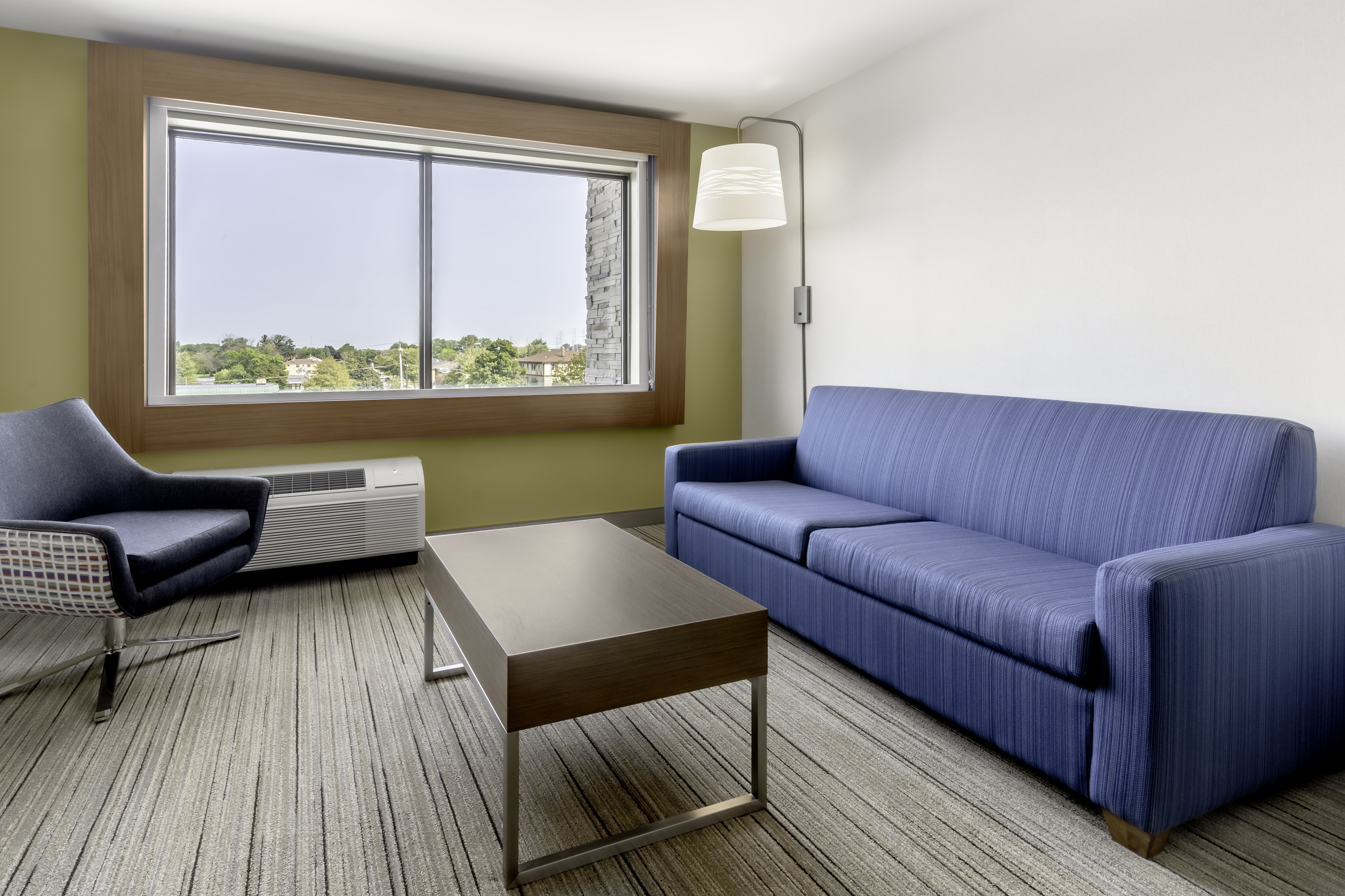 holiday inn express milwaukee west allis an ihg hotel