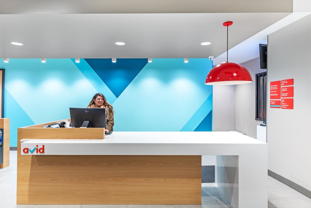 avid hotels bentonville rogers an ihg hotel