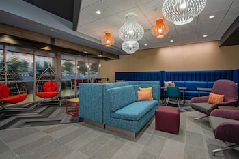 Tru By Hilton Columbus Airport,Grove City>>Columbus,3 star