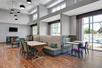 hampton inn and suites macclenny i 10