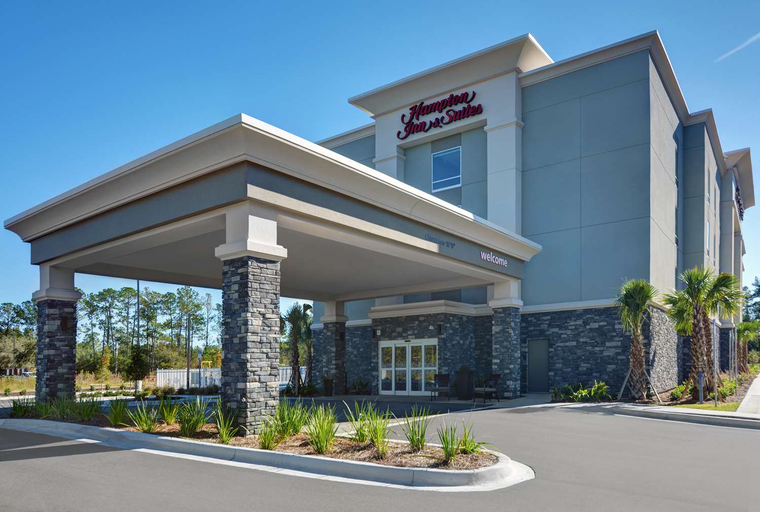 hampton inn and suites macclenny i 10