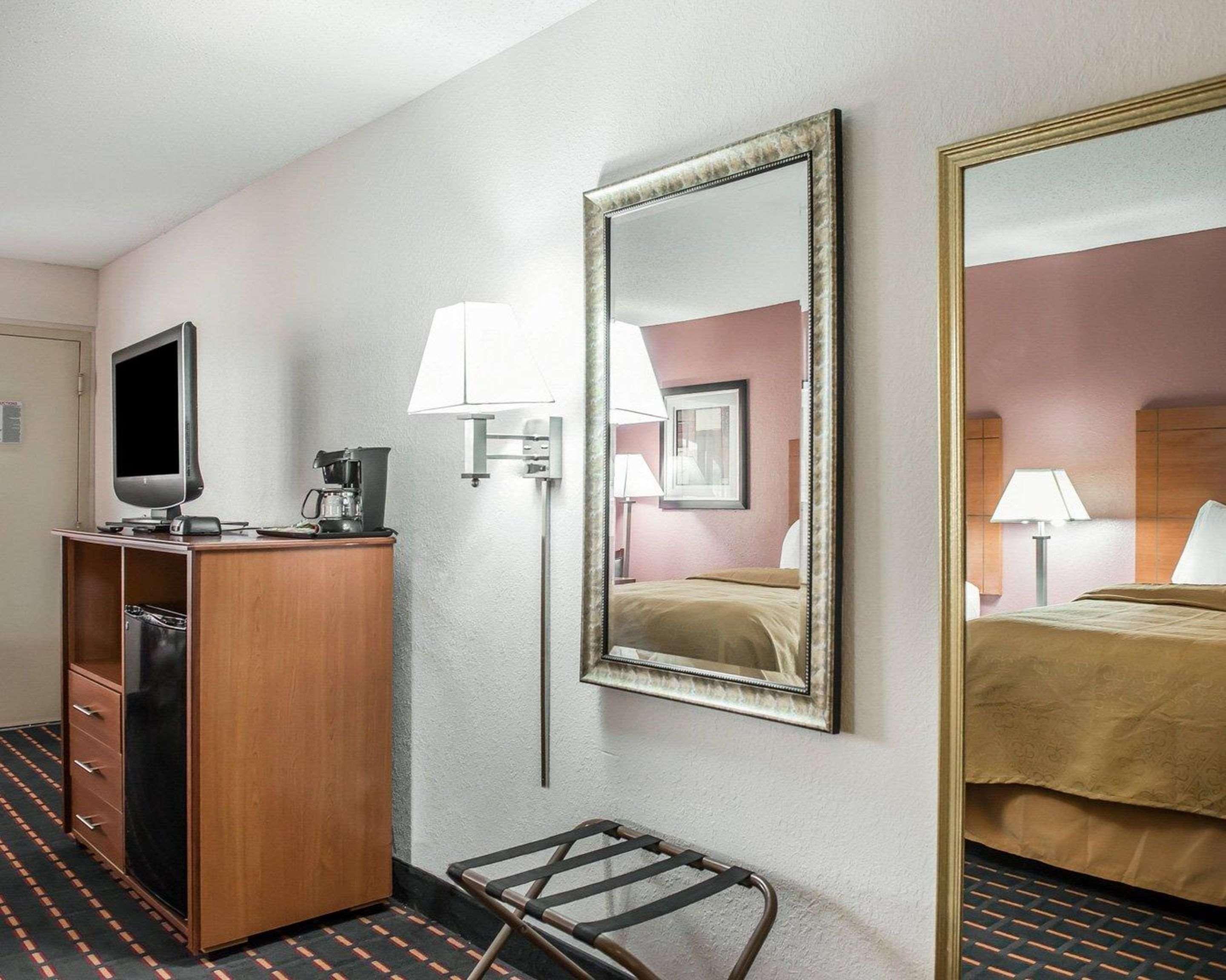 hampton inn and suites macclenny i 10