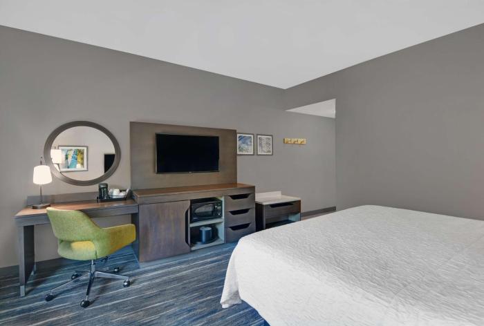 hampton inn and suites macclenny i 10