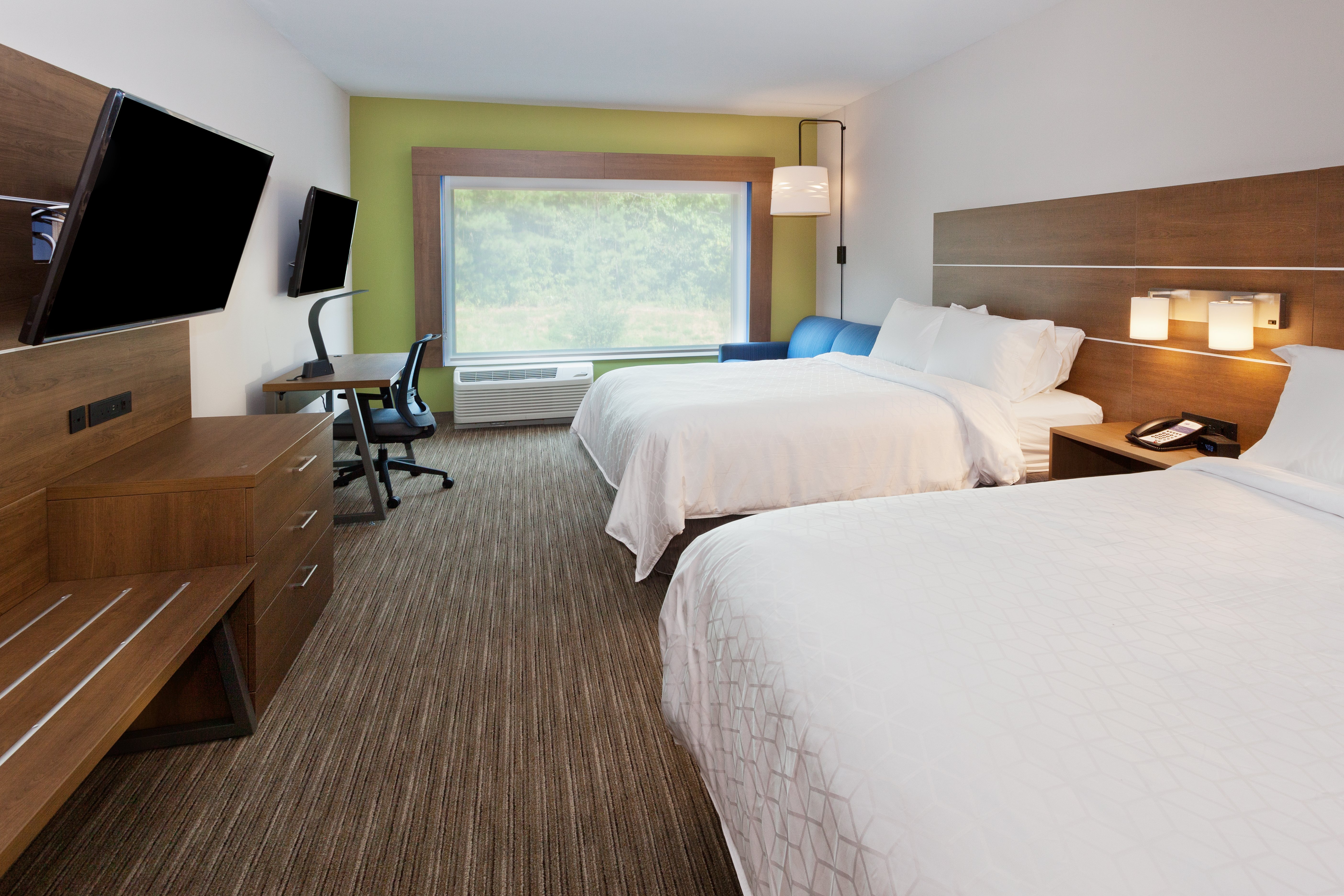 holiday inn express and suites fayetteville an ihg hotel