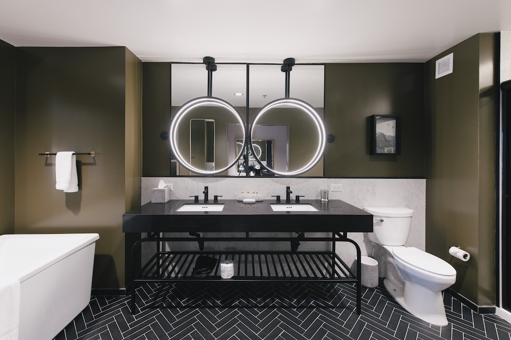 hotel indigo columbus at riverfront place an ihg hotel