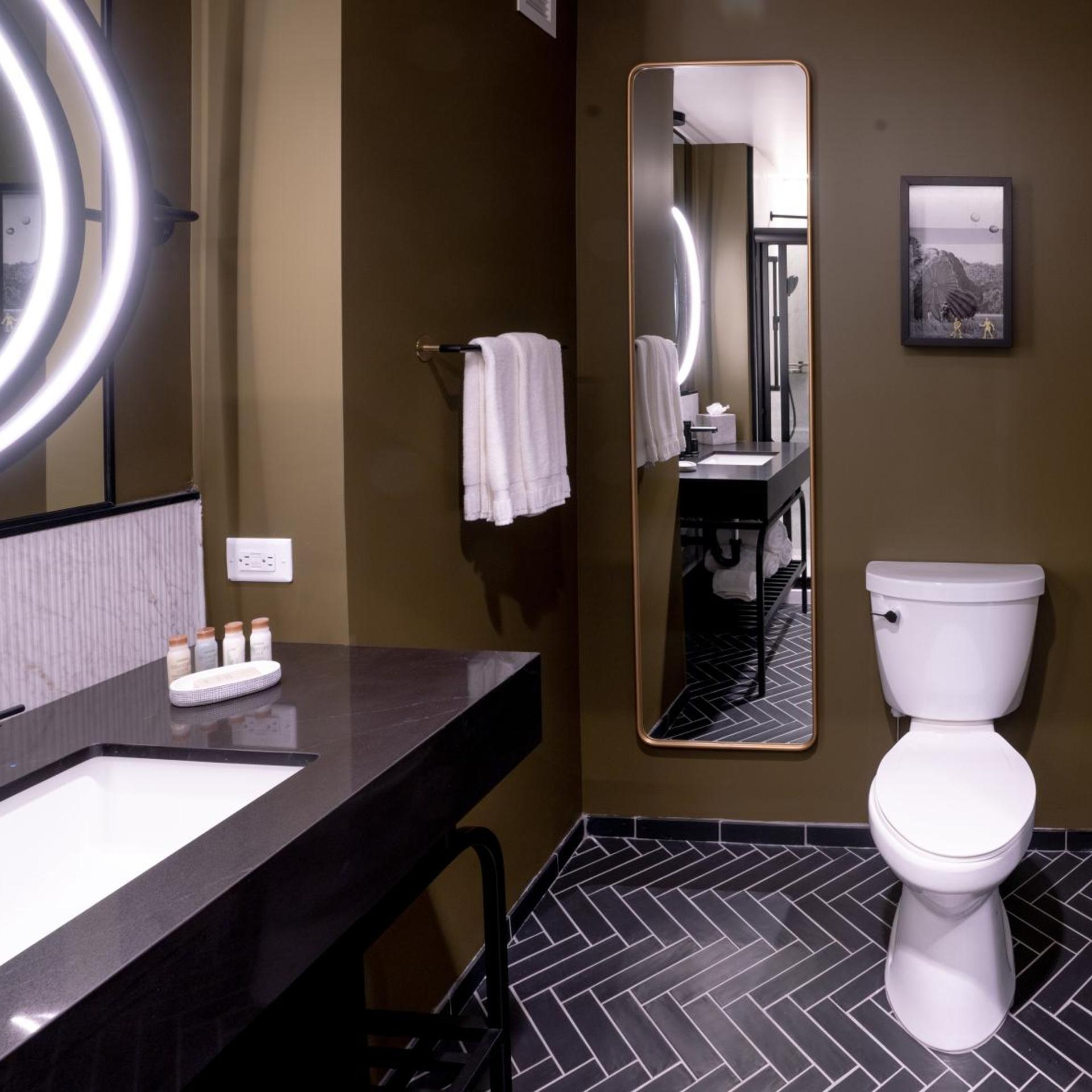 hotel indigo columbus at riverfront place an ihg hotel