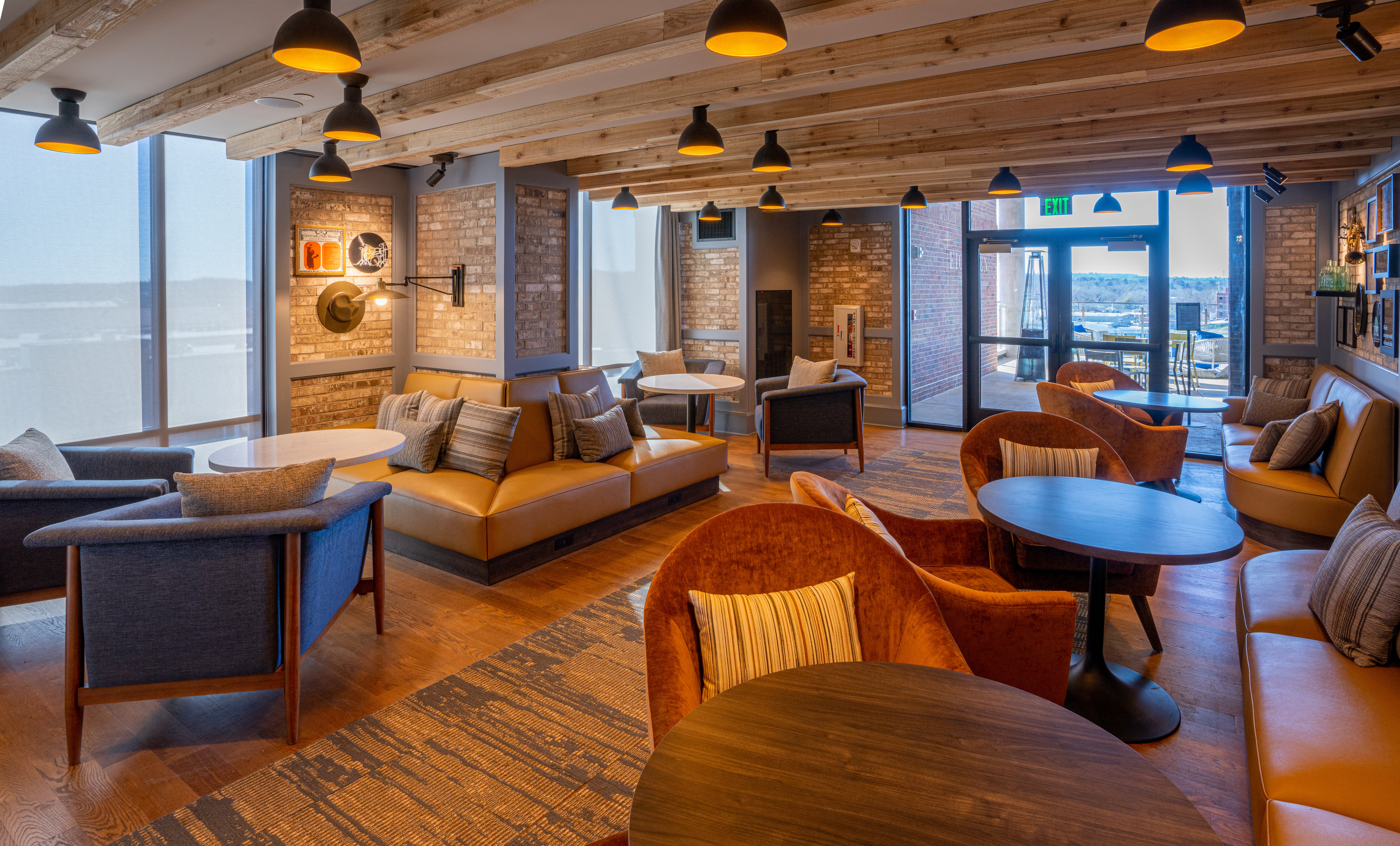 hotel indigo columbus at riverfront place an ihg hotel